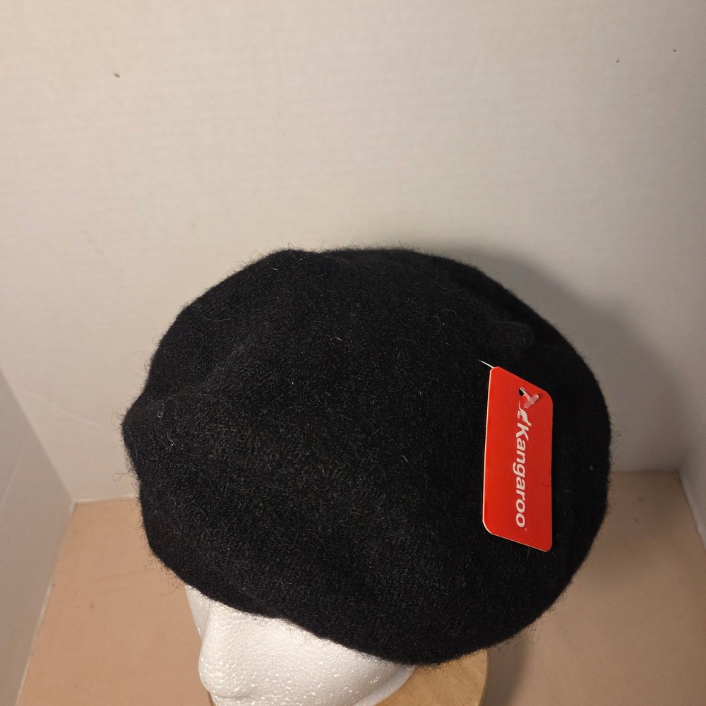 Kangaroo Black Beret Hat Wool Blend Classic Parisian Style Accessory 10021 NWT